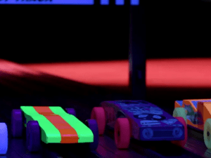 glow pinewood derby